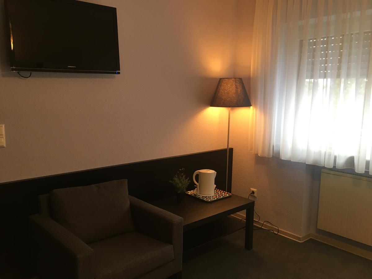 Zip Hotel Lingenfeld Экстерьер фото