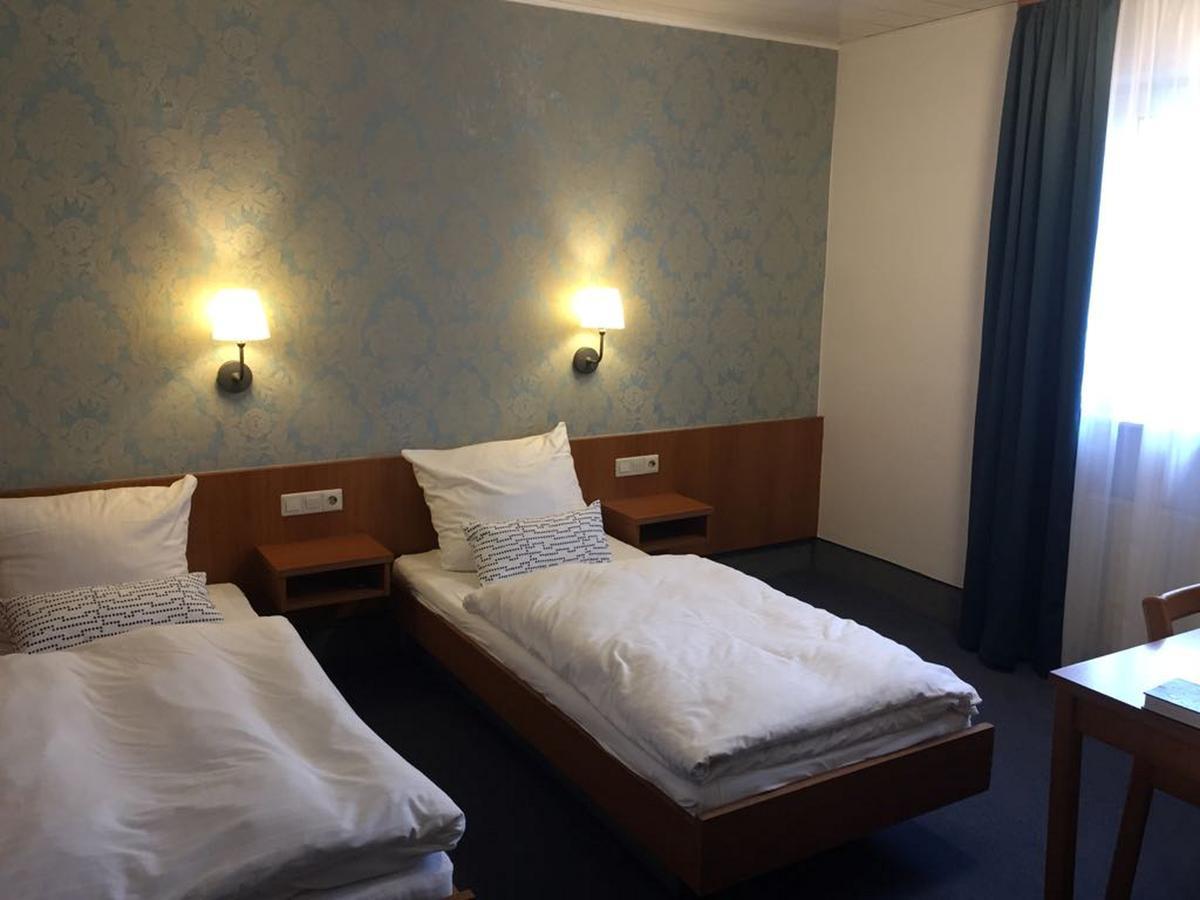Zip Hotel Lingenfeld Экстерьер фото